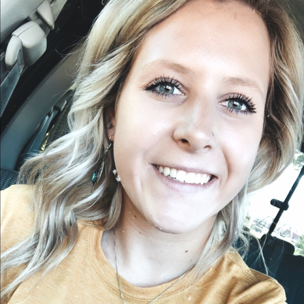 Meet your Posher, Taryn